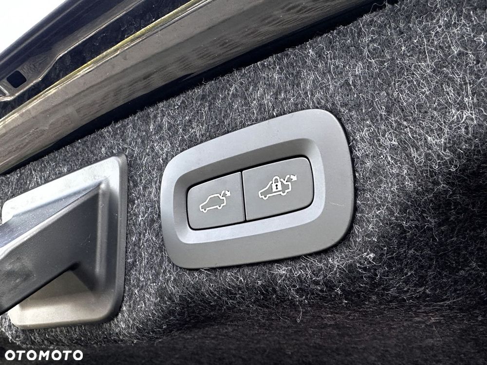Volvo S90 - 10