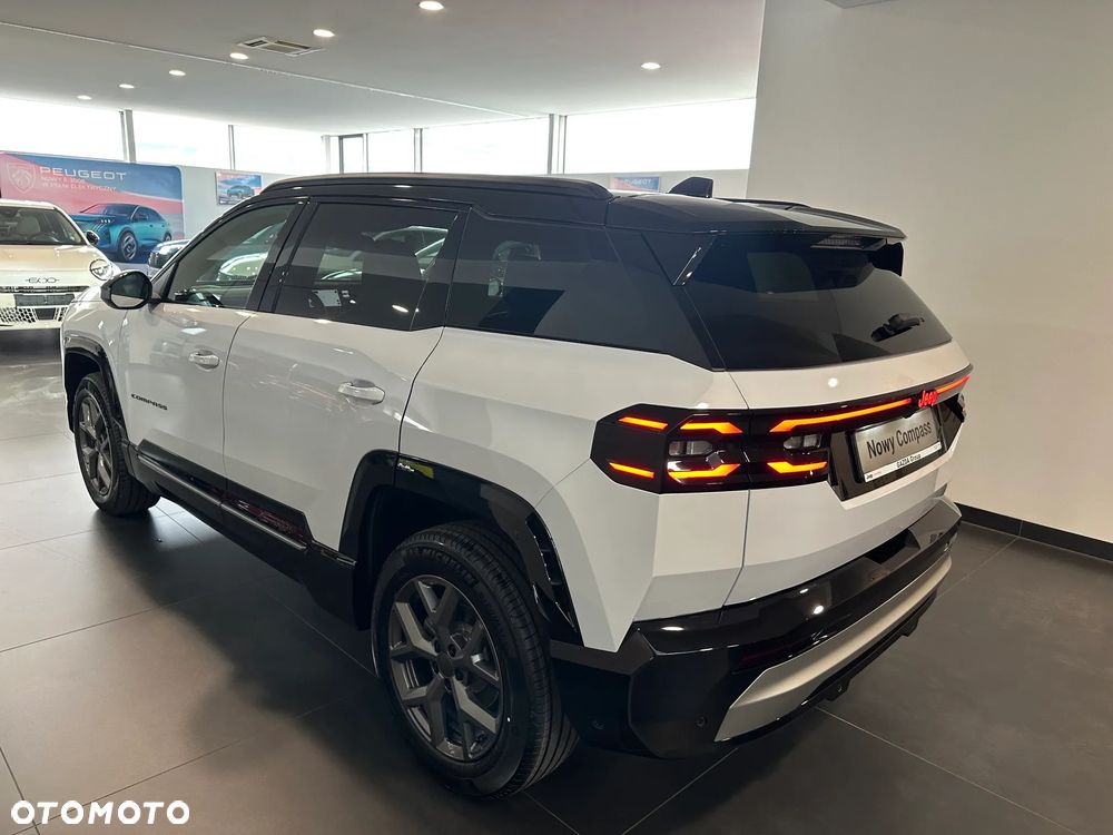 Jeep Compass 1.2 T3 mHEV First Edition FWD DCT - 8