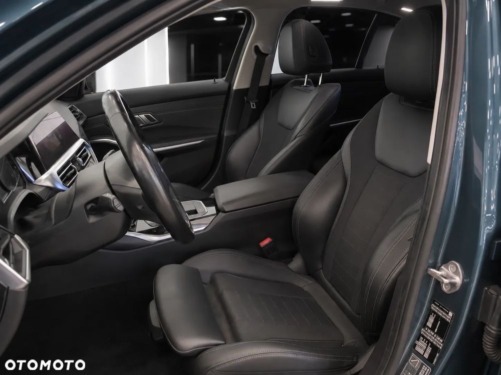 BMW Seria 3 318i Sport - 7