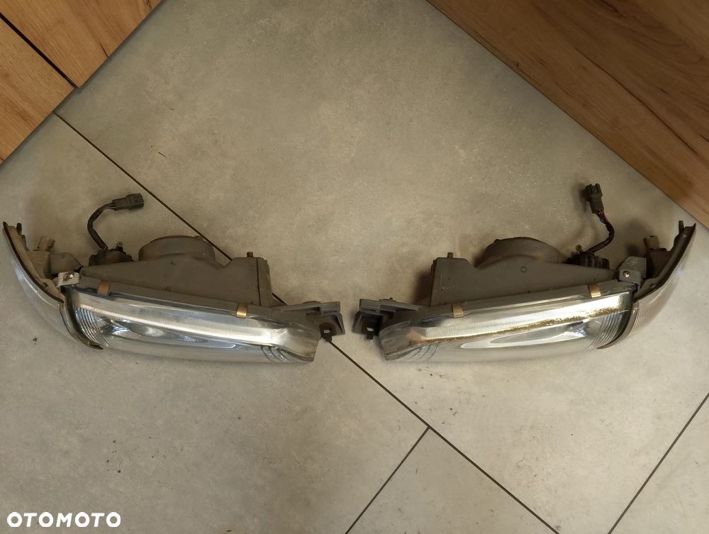 Subaru Impreza – Zestaw Lamp Przód + Kierunki | Oryginał Subaru | E13 | Komplet LP+PP - 2