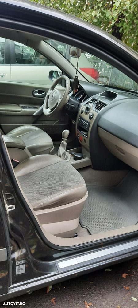 Renault Megane II Sedan 1.9 dCi Confort Privilege - 17