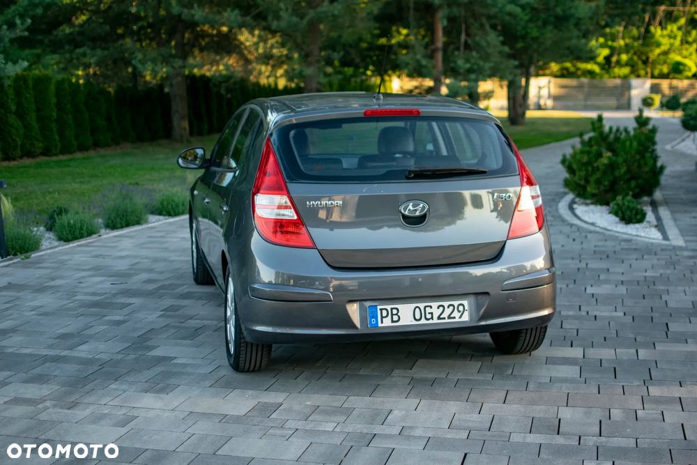 Hyundai i30 - 21