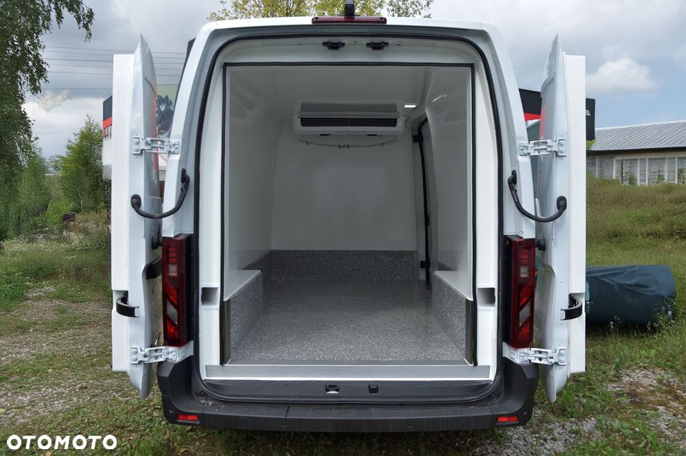 Renault Master - 11