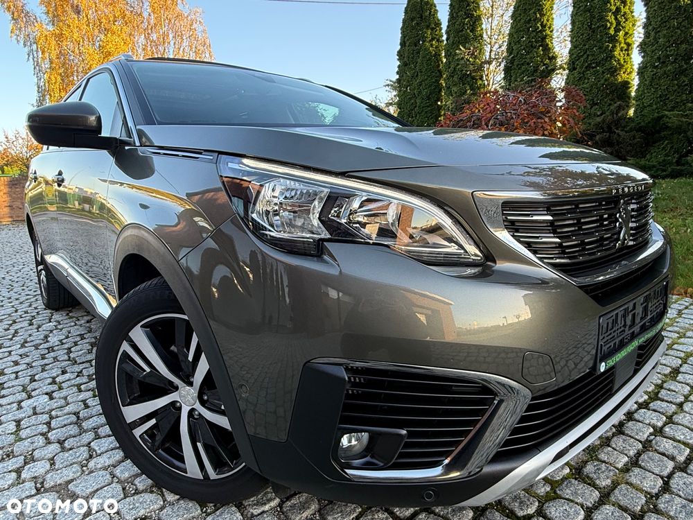 Peugeot 5008 2017 photo 5