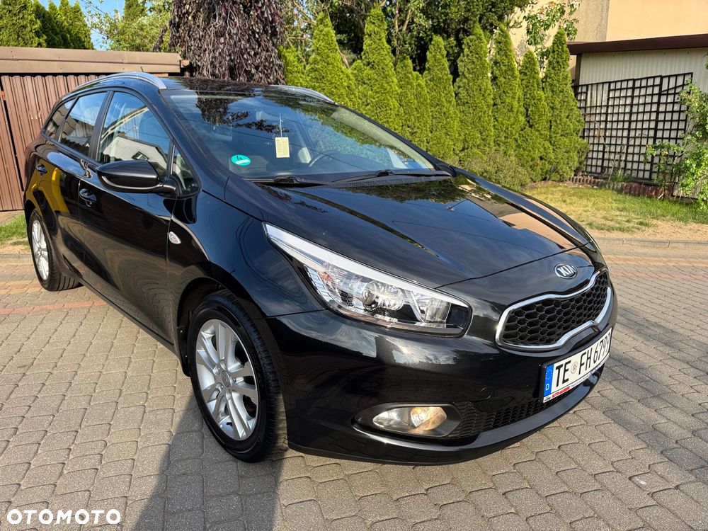 Kia Ceed 1.4 CVVT Vision - 17