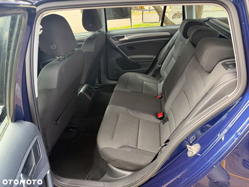 Volkswagen Golf 1.6 TDI BMT Comfortline - 27