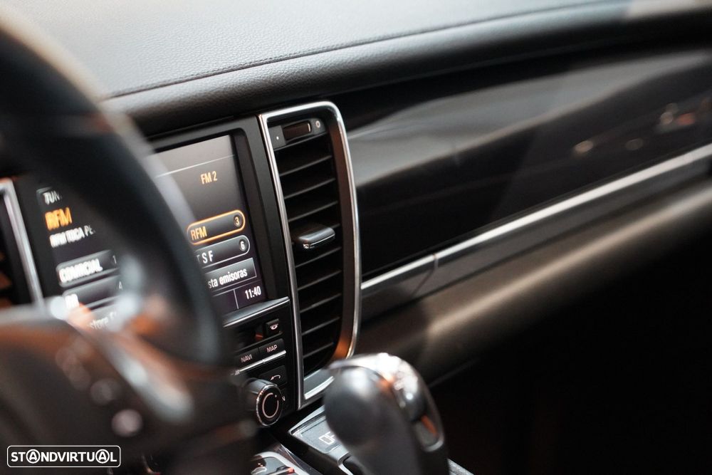 Porsche Panamera Edition - 12