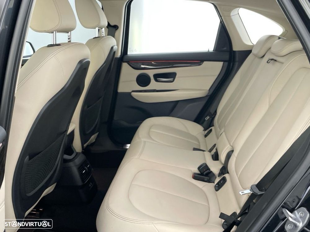 BMW 225xe Active Tourer Advantage - 12