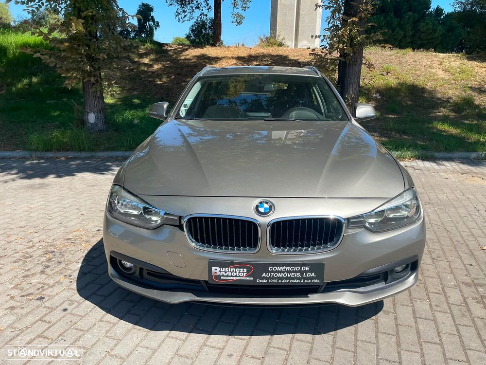 BMW 320 d Line Luxury Auto - 9
