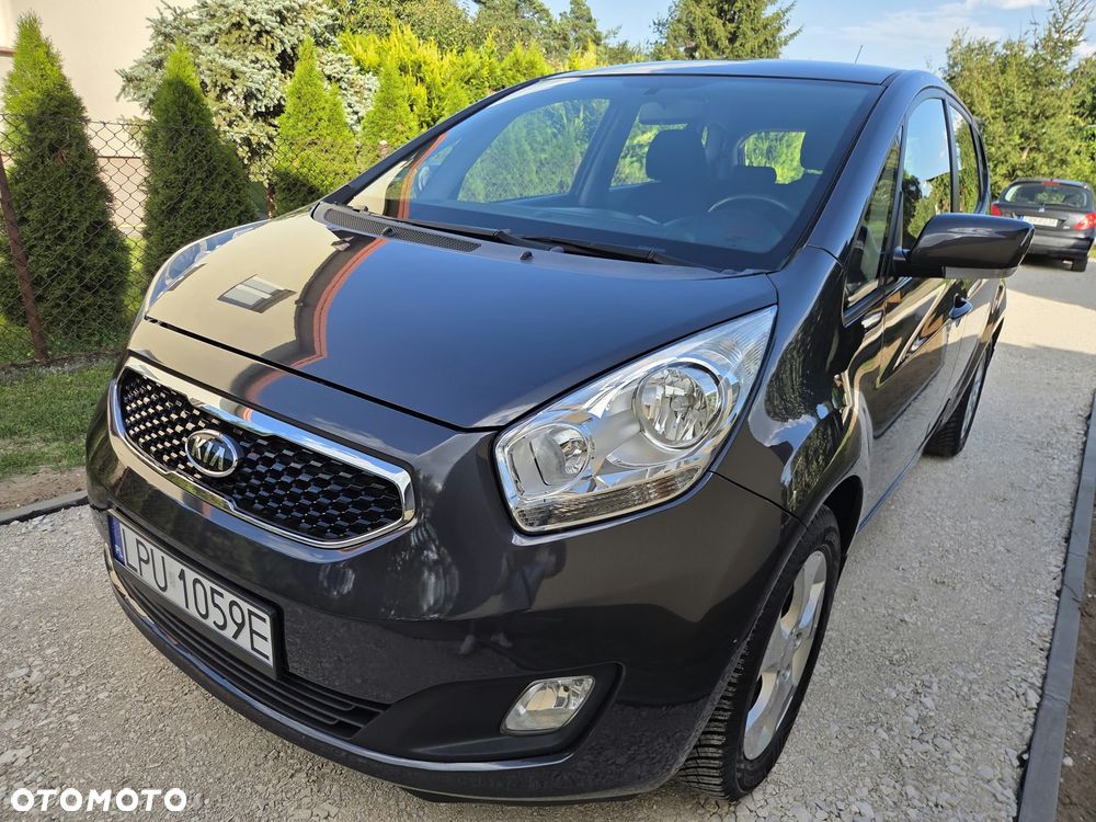 Kia Venga 1.6 L - 10