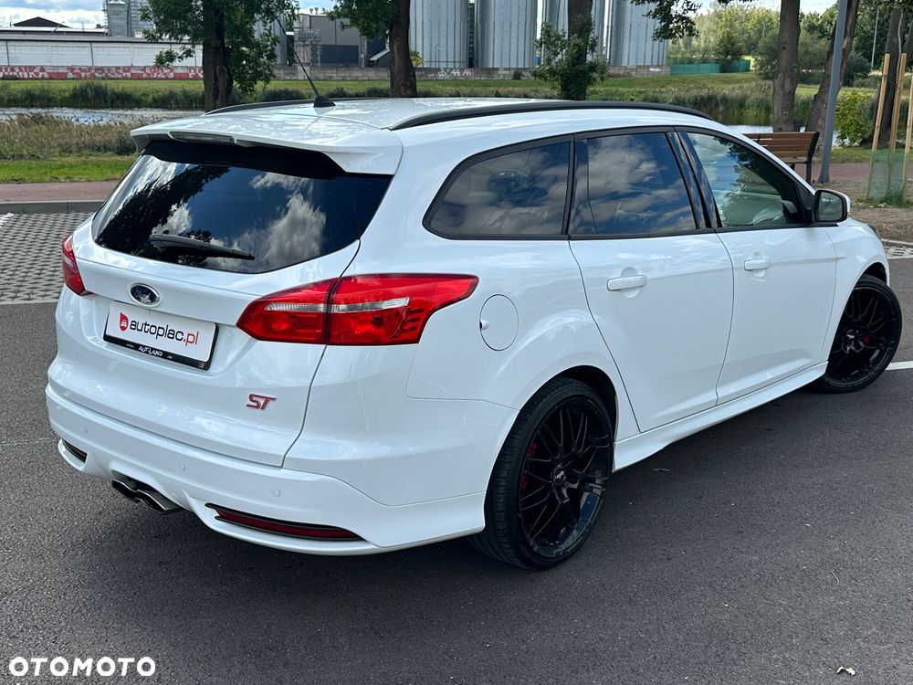 Ford Focus - 16
