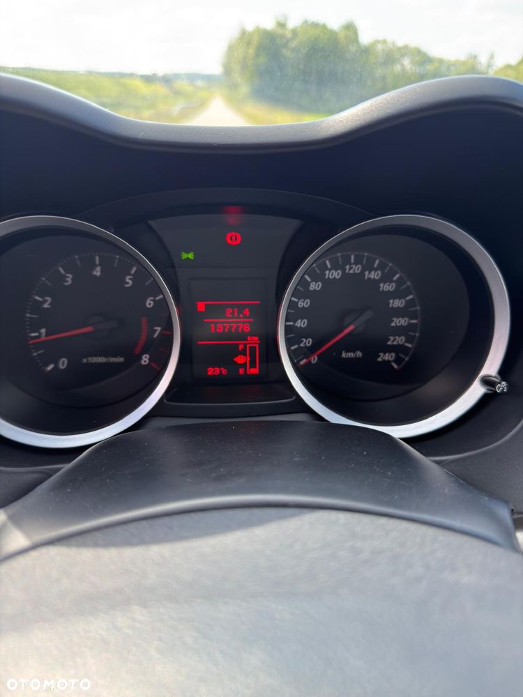 Mitsubishi Lancer 1.6 Inform - 12