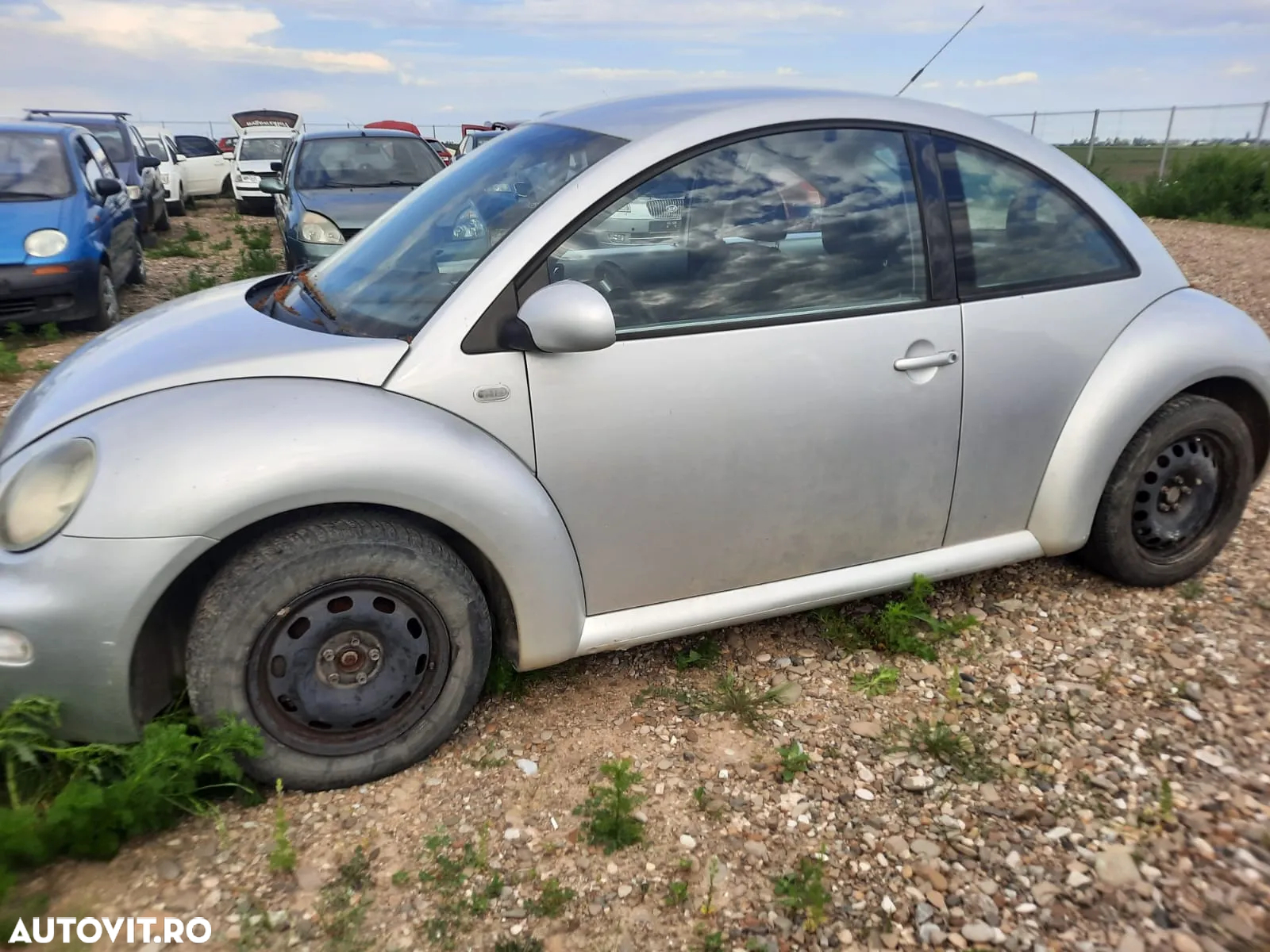 Dezmembrez Volkswagen New Beetle - 4