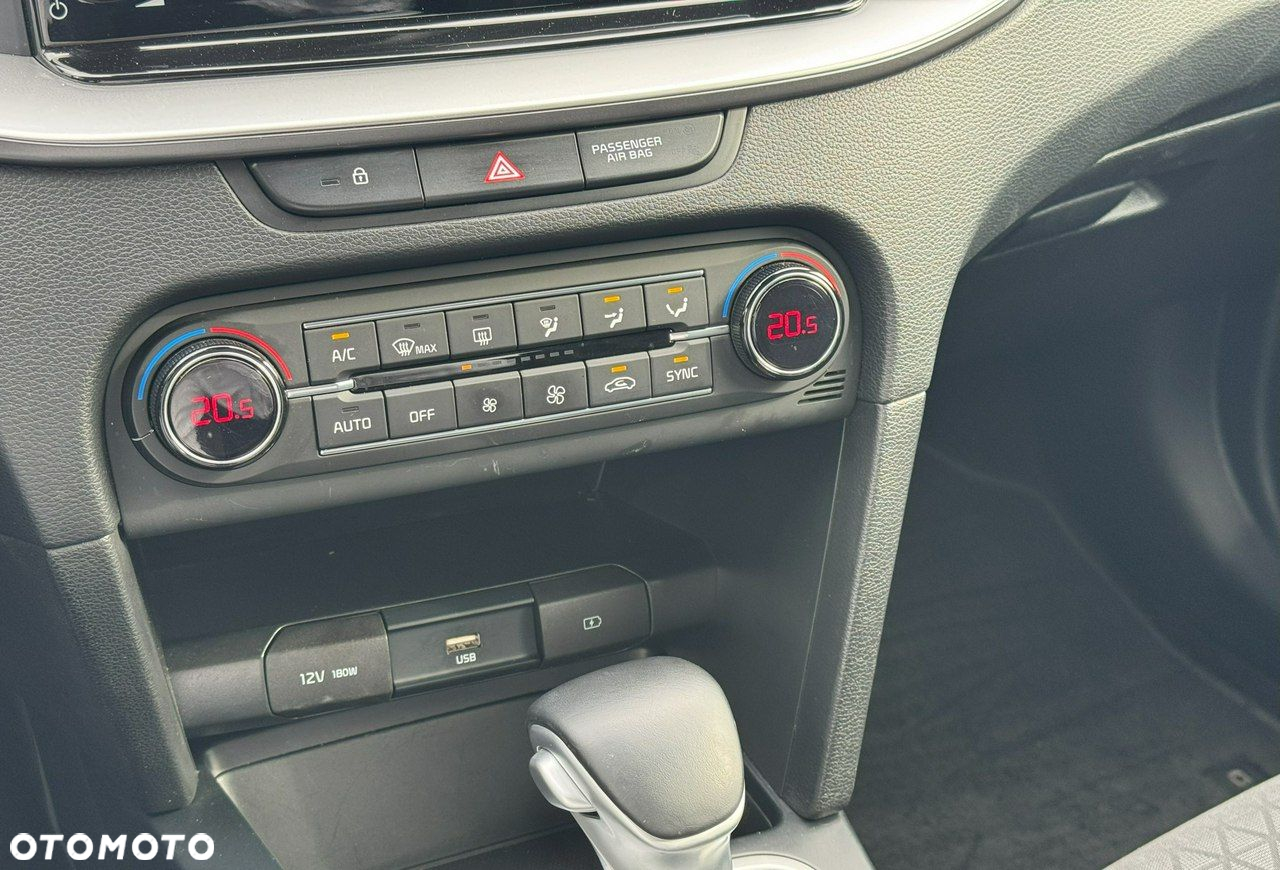 Kia XCeed 1.4 T-GDI M DCT - 24