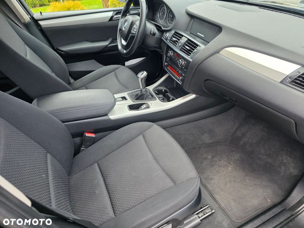 BMW X3 xDrive20d - 12