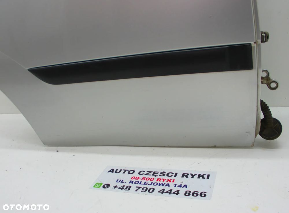 Ford Focus MK1 Kombi Drzwi Prawy Tył 08 - 4