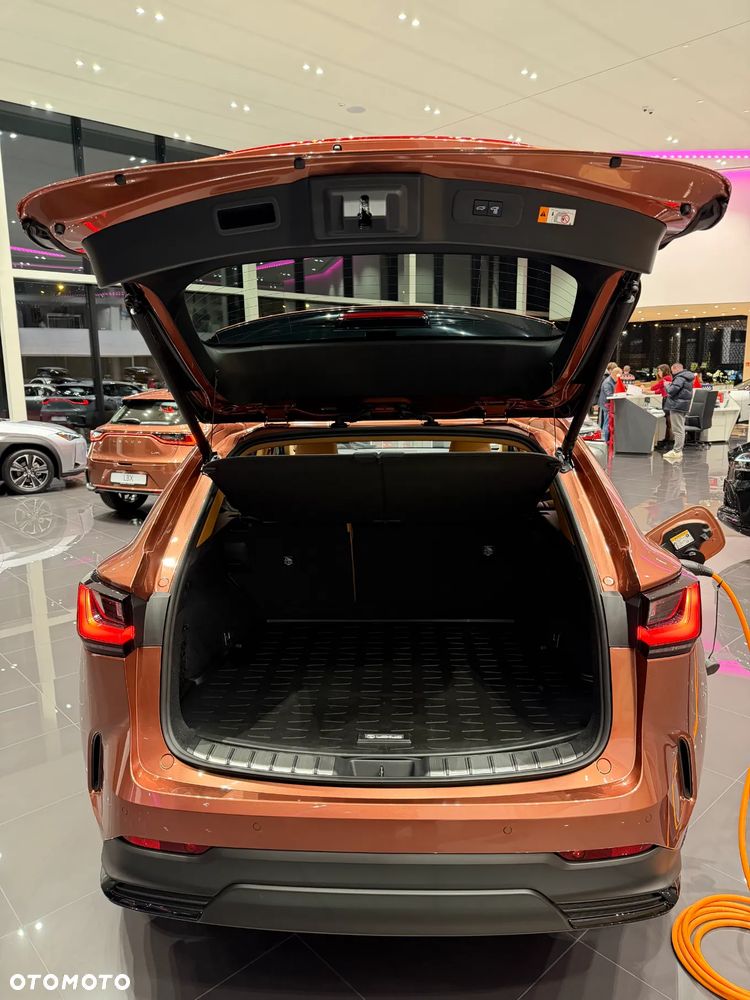 Lexus NX 450h+ Prestige AWD - 8