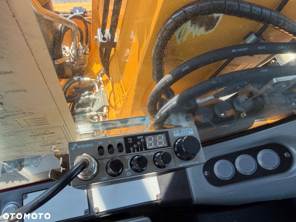 Liebherr R922 R 922 LC - 35