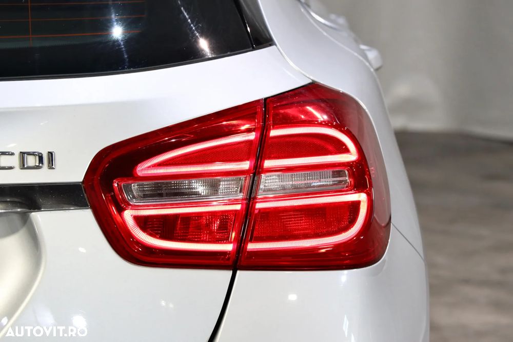 Mercedes-Benz GLA 200 (CDI) d 7G-DCT - 36