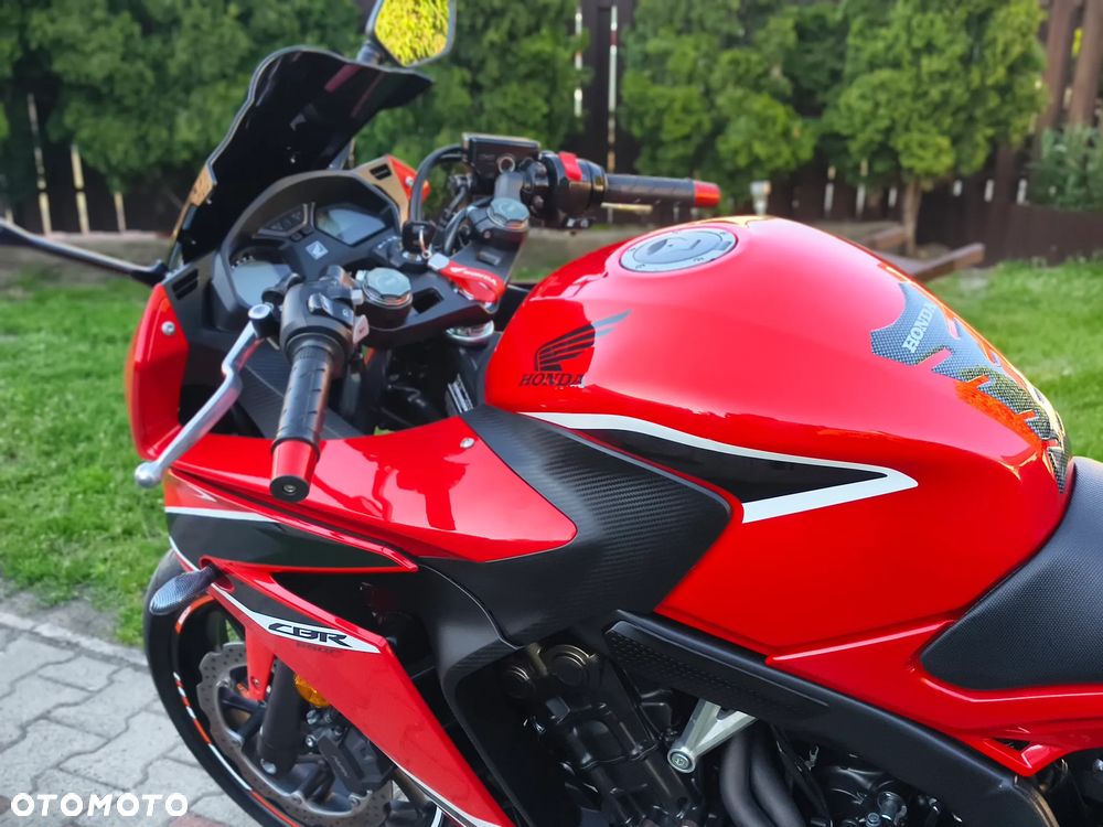 Honda CBR - 27