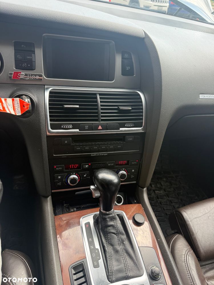 Audi Q7 3.0 TDI Quattro Tiptronic - 12