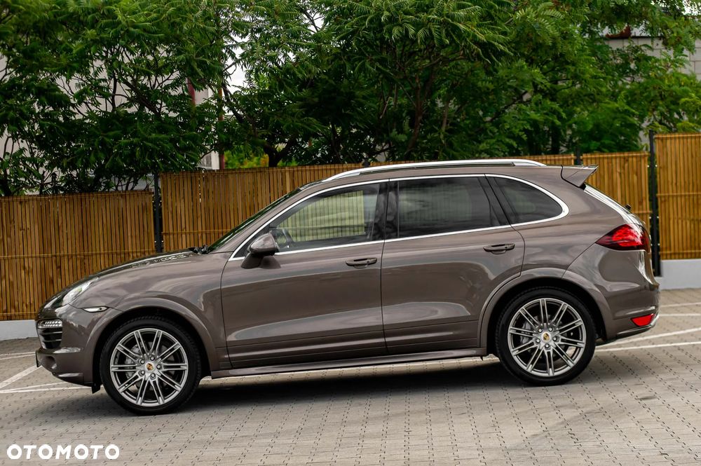 Porsche Cayenne S - 12