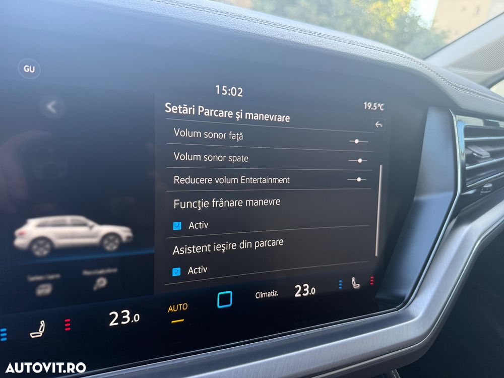 Volkswagen Touareg V6 TDI 4MOTION Elegance - 36