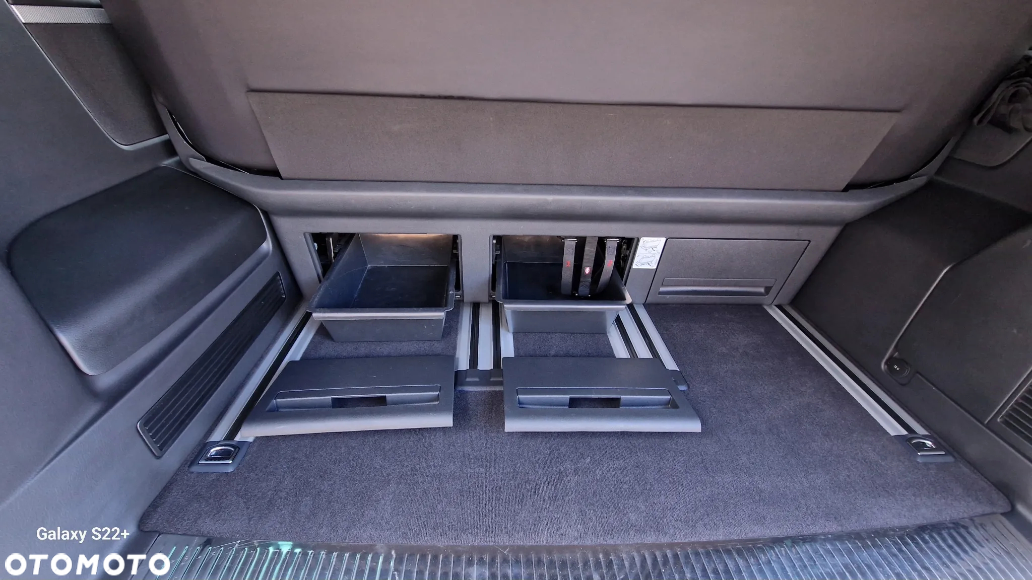 Volkswagen Multivan 2.0 BiTDI L1 Highline DSG - 36