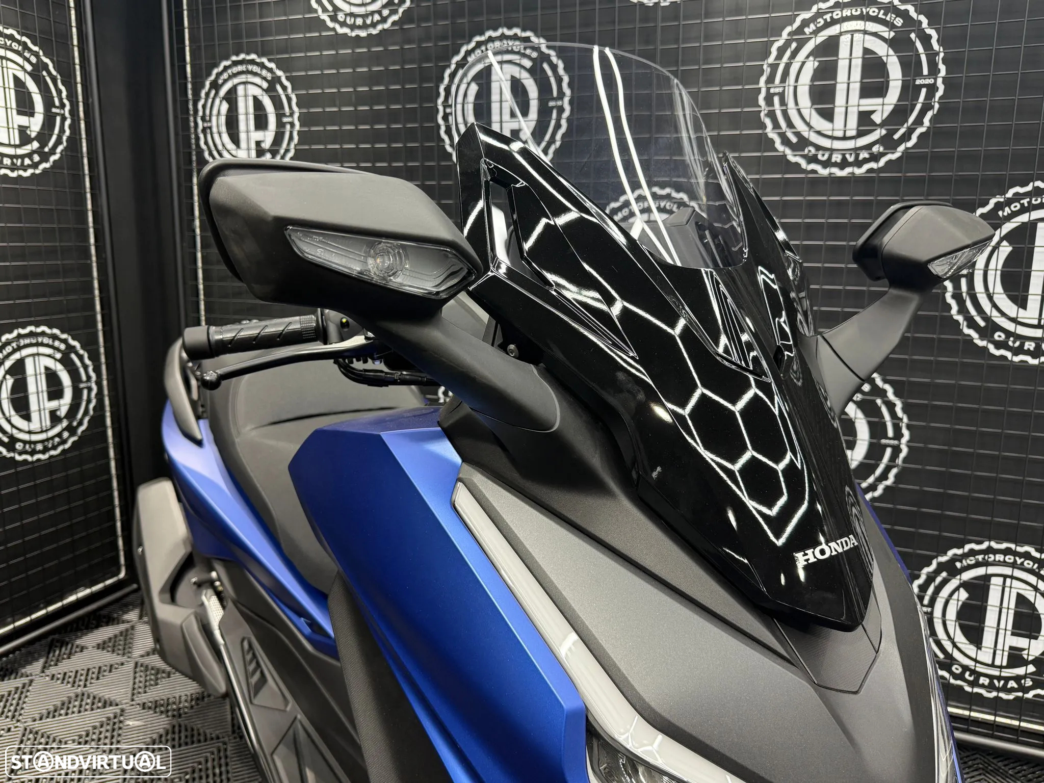 Honda Forza 125 - 9