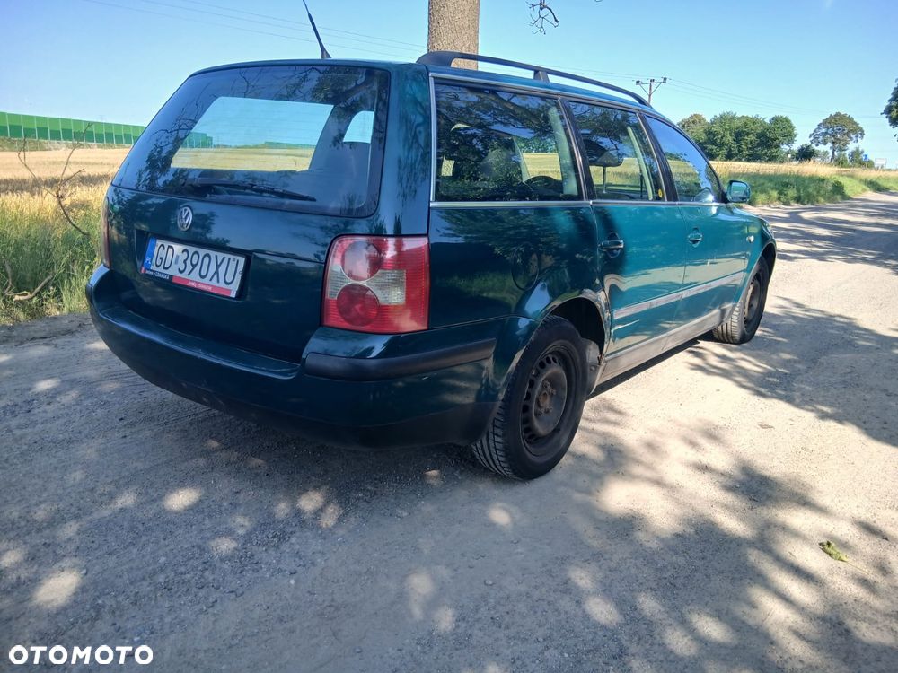 Volkswagen Passat 1.9 TDI Basis - 3