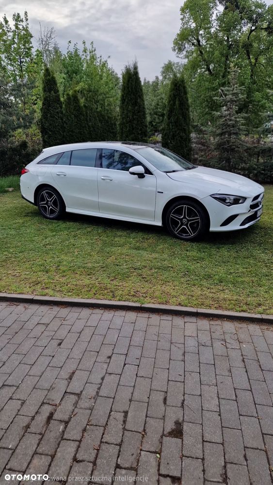 Mercedes-Benz CLA 250 E 8G-DCT - 3