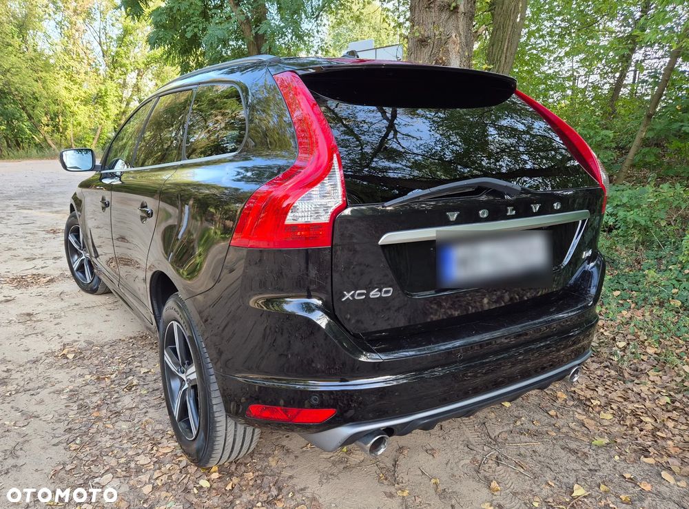 Volvo XC 60 D4 R-Design - 4