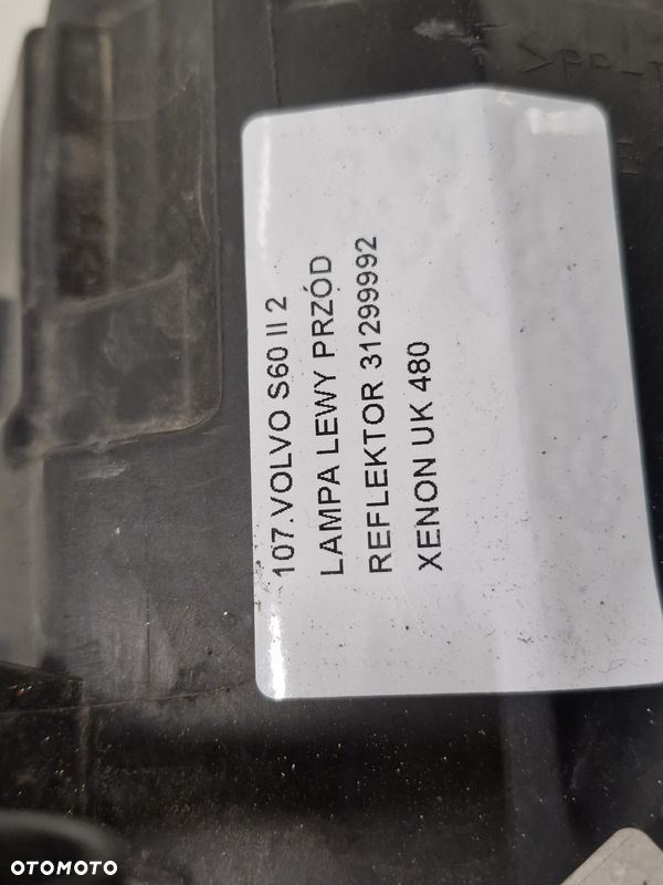 VOLVO S60 2 II LAMPA LEWY PRZÓD LEWA PRZEDNIA REFLEKTOR XENON UK 31299992 - 6