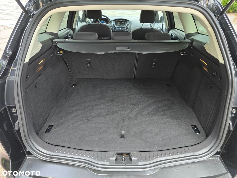 Ford Focus 1.0 EcoBoost STart-Stopp-System TITANIUM - 25