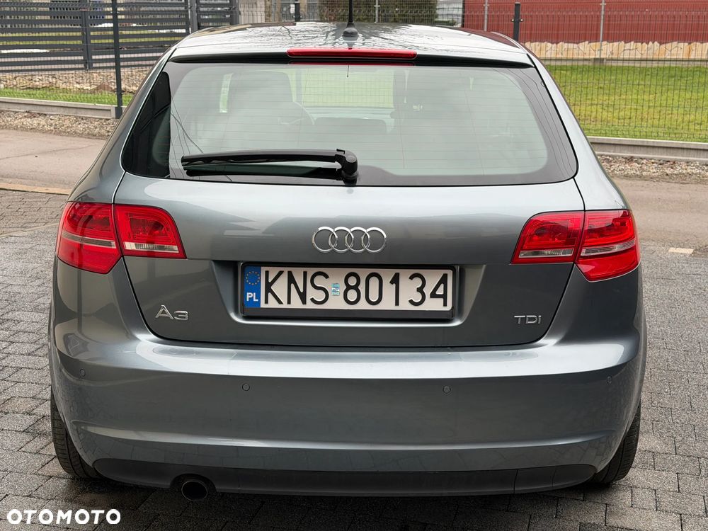 Audi A3 Sportback 1.6 TDI Ambiente - 38