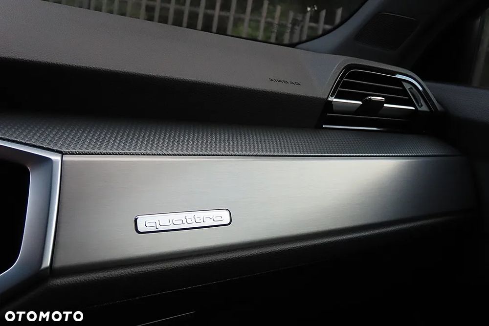 Audi Q3 40 TDI quattro S tronic S line - 37