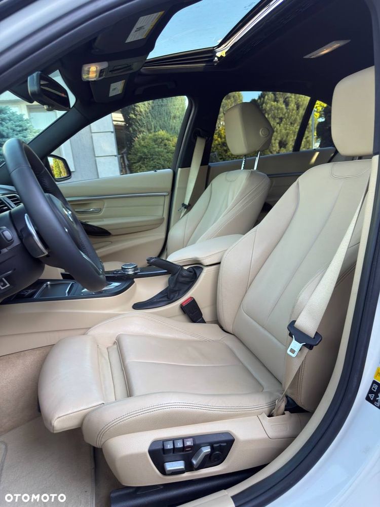BMW Seria 3 328i - 7