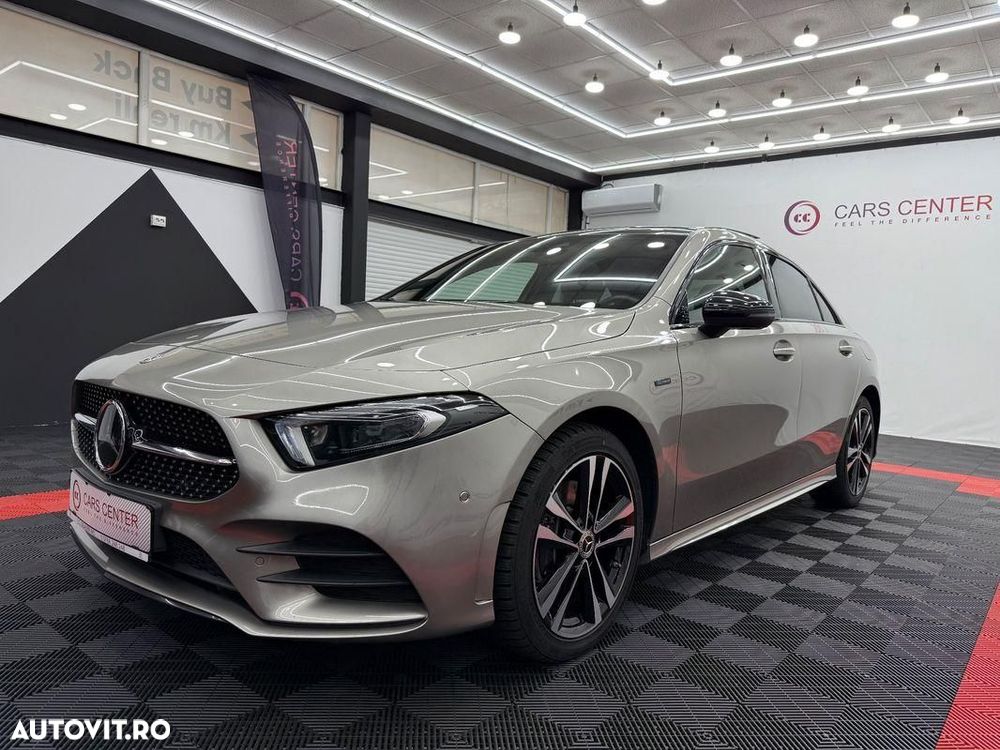 Mercedes-Benz A 250 e Sedan 8G-DCT AMG Line - 3