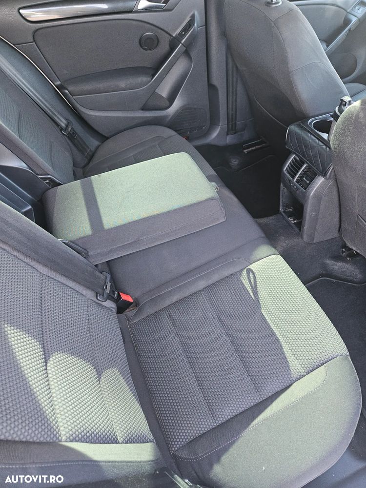 Volkswagen Golf 1.6 TDI DPF Comfortline - 5