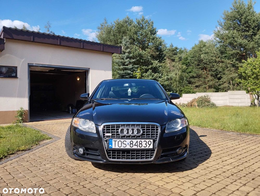 Audi A4 Limousine - 2