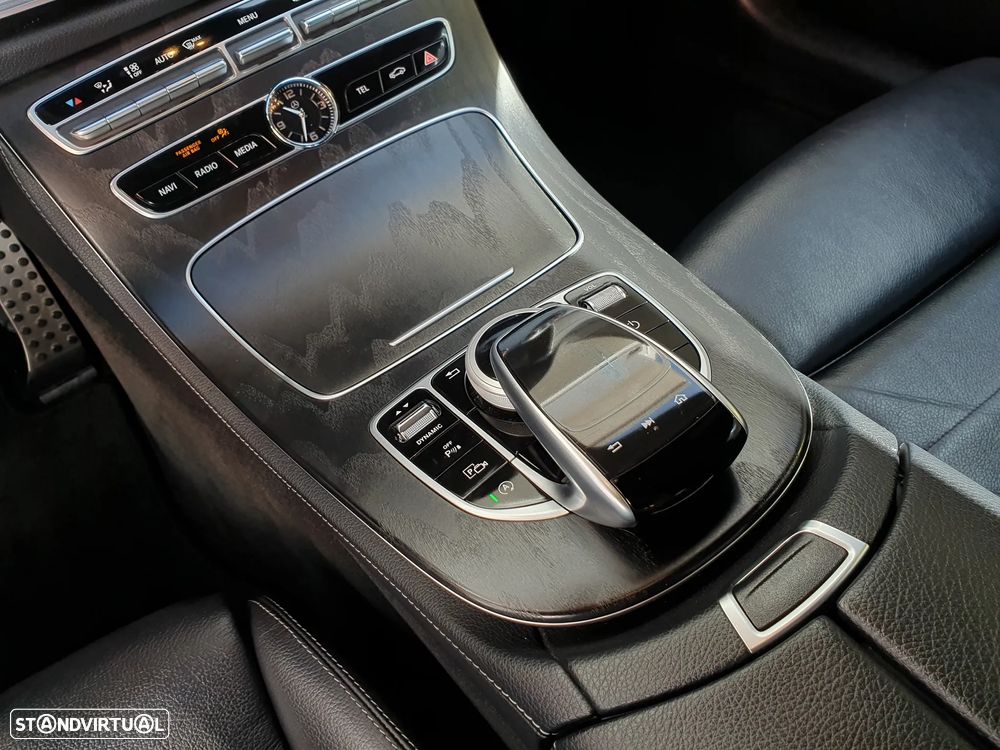 Mercedes-Benz E 220 d 9G-TRONIC AMG Line - 11
