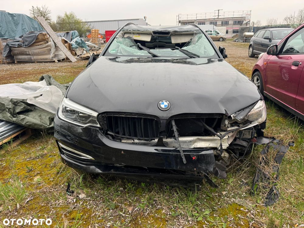 BMW Seria 5 530d xDrive Sport Line - 12