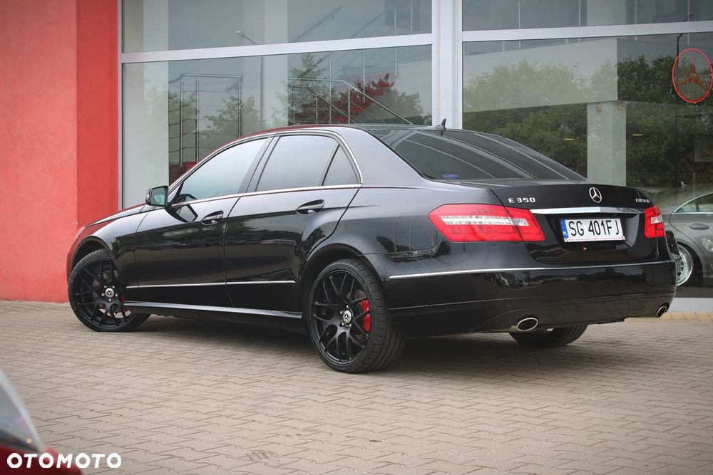 Mercedes-Benz Klasa E 350 4Matic Avantgarde Sport Edition - 4