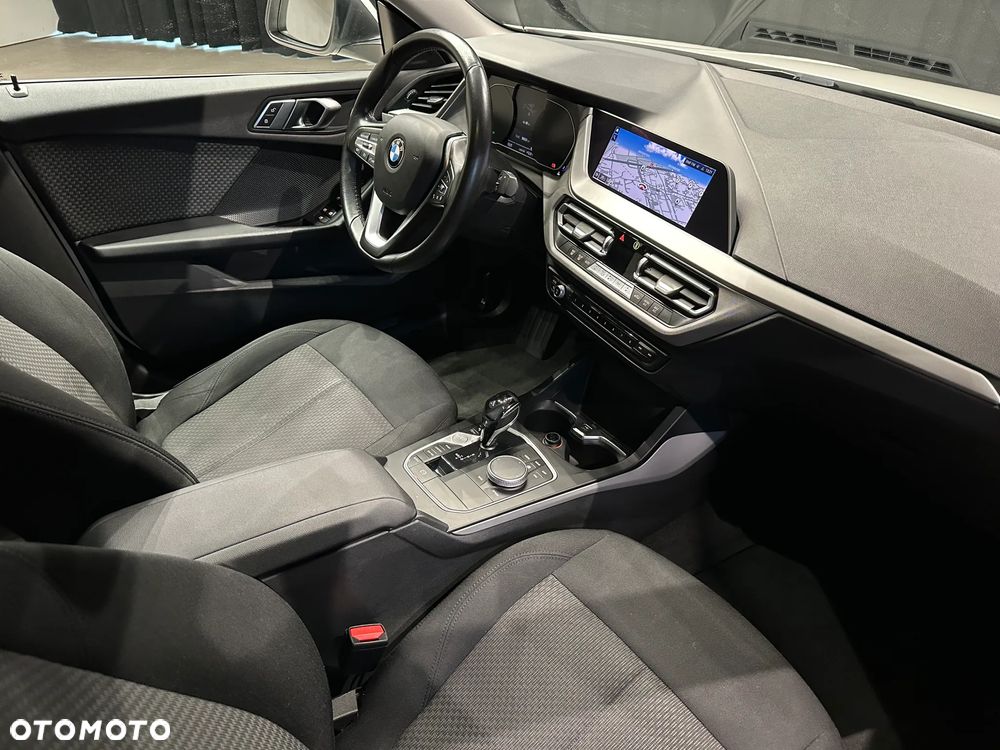 BMW Seria 2 218i Advantage - 6