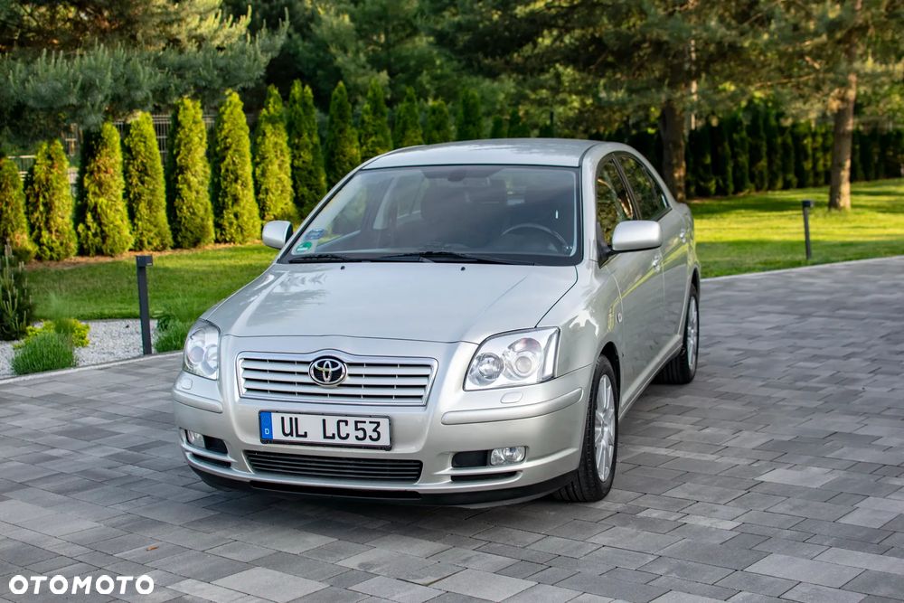 Toyota Avensis - 6