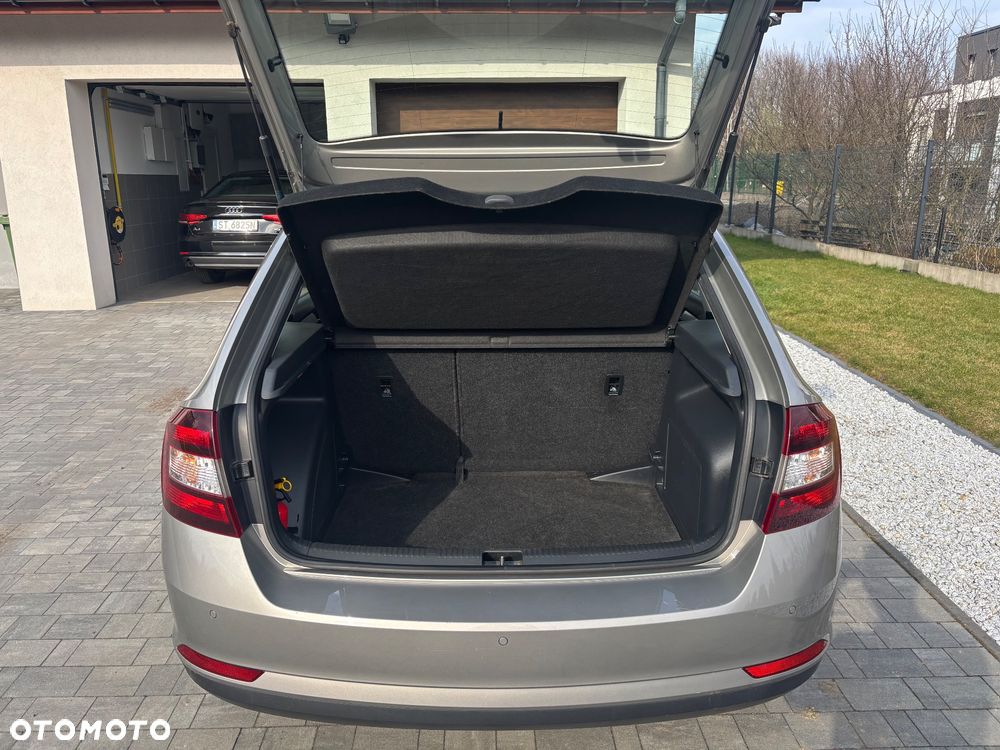 Skoda RAPID Spb 1.0 TSI Drive - 7