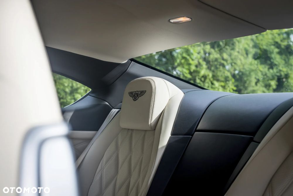 Bentley Continental GT - 7
