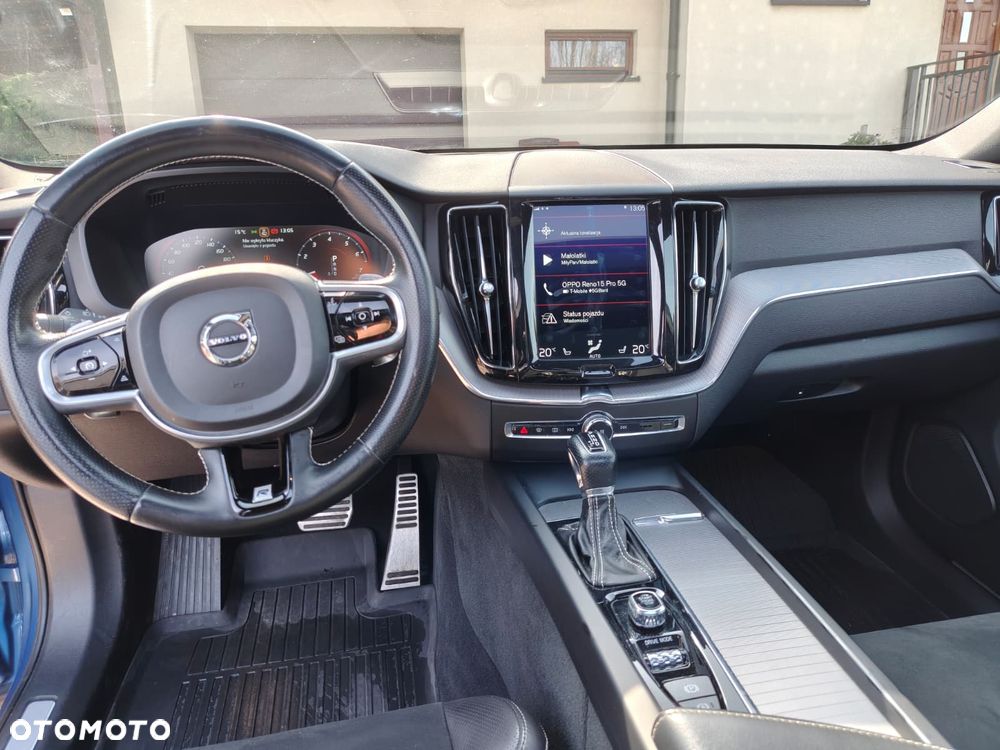 Volvo XC 60 T6 AWD Geartronic RDesign - 17