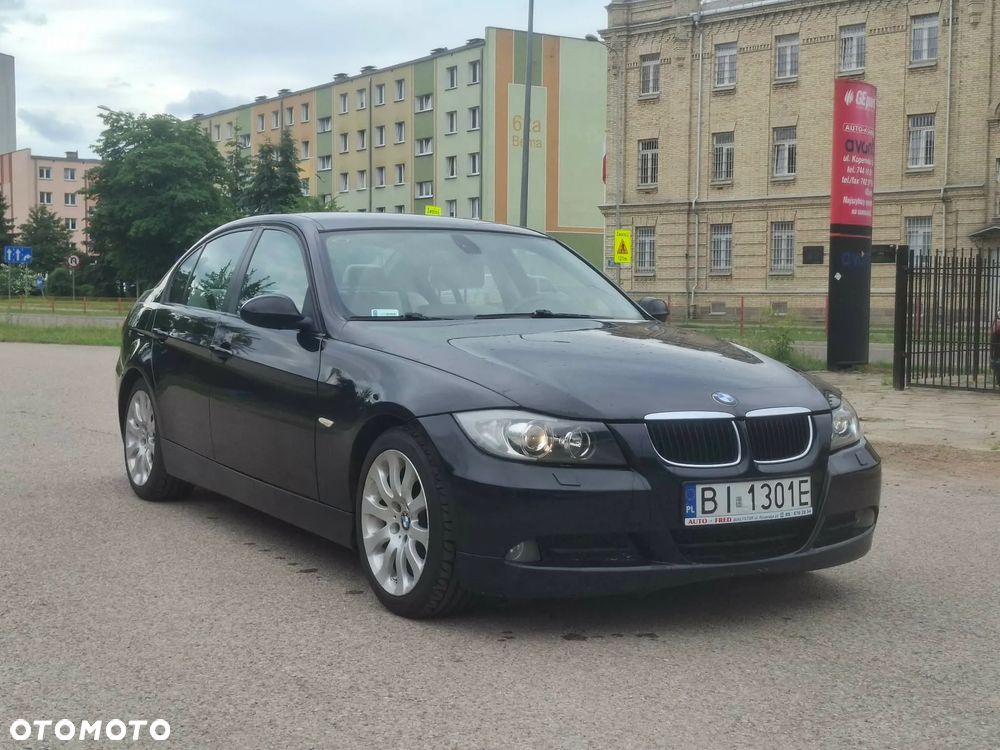 BMW Seria 3 320d - 4