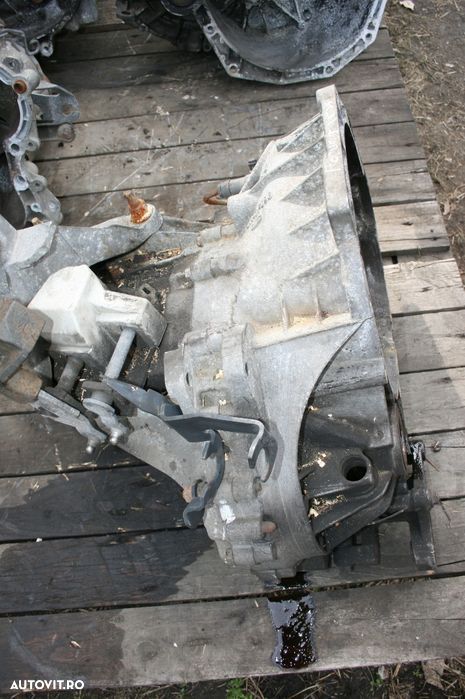 Cutie Viteze Ford Focus 1 1.8 TDDi 5+1 Viteze Factura Si Garantie - 2